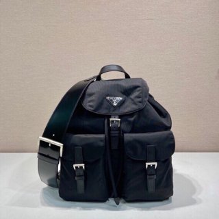 Prada 新作 リュック ナイロン ブラック 2VZ110 サイズ:39x34x15cm