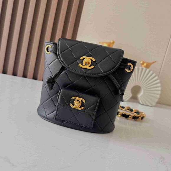 Chanel ヴィンテージ リュック ラムレザー ブラック A2211 サイズ:17x15cm
