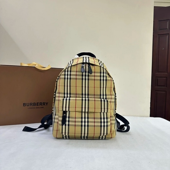 Burberry 最新タータンチェック エコキャンバス リュック タータンチェック ベージュ 7491 サイズ:42.5x30.5x14.5cm Burberry 最新タータンチェック エコキャンバス リュック タータンチェック ベージュ 7491 サイズ:42.5x30.5x14.5cm