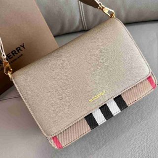 BURBERRY 025158 カーフスキン チェック 斜め掛けバッグ クラシックチェック 24x17cm サイズ:24x17cm