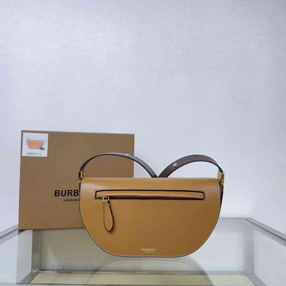 BURBERRY 717165 ゴールド 斜め掛けバッグ クラシック 26x15cm サイズ:26x15cm