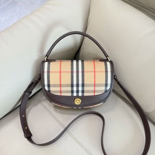 BURBERRY 2160 カーフスキン チェック 斜め掛けバッグ クラシックチェック 24x18cm サイズ:24x18cm