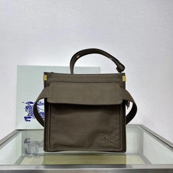BURBERRY 7661 トレンチトート 小 サイズ:29x29x8.5cm