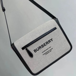 BURBERRY 0361 キャンバス×レザーメッセンジャー サイズ:28x21.5cm