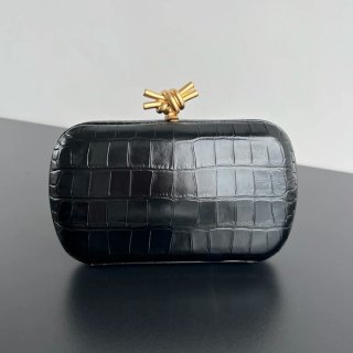 BOTTEGA VENETA BV 737025 ノット イブニングバッグ ワニ革 19x11.5cm サイズ:19x11.5cm