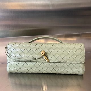 BOTTEGA VENETA BV 741511 クラッチバッグ 編み羊革 31x13cm サイズ:31x13cm