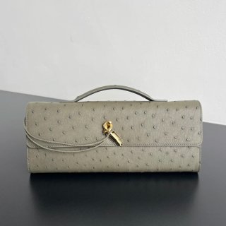 BOTTEGA VENETA BV 805241 アンディアーモ クラッチバッグ ダチョウ革 31x13cm サイズ:31x13cm