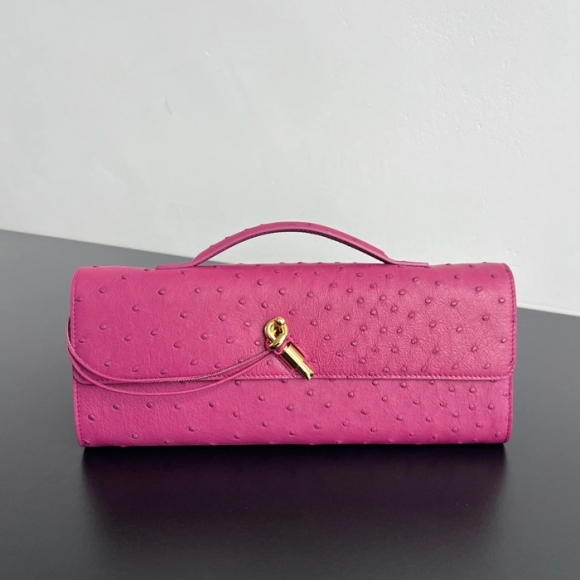BOTTEGA VENETA BV 805241 アンディアーモ クラッチバッグ ダチョウ革 31x13cm サイズ:31x13cm BOTTEGA VENETA BV 805241 アンディアーモ クラッチバッグ ダチョウ革 31x13cm サイズ:31x13cm