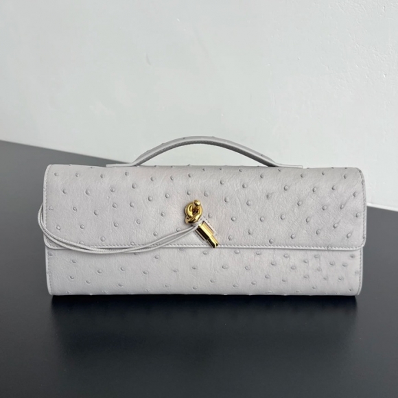 BOTTEGA VENETA BV 805241 アンディアーモ クラッチバッグ ダチョウ革 31x13cm サイズ:31x13cm BOTTEGA VENETA BV 805241 アンディアーモ クラッチバッグ ダチョウ革 31x13cm サイズ:31x13cm