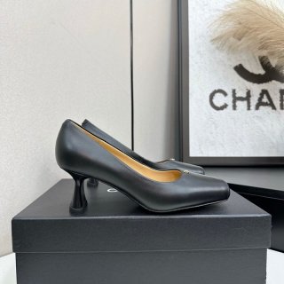 【CHANEL】2026スリッポンレディース