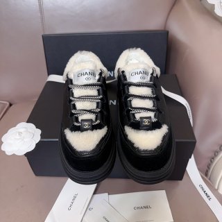 【CHANEL】2026Cスニーカーレディース
