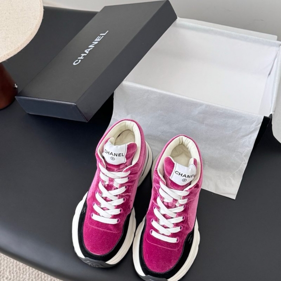 【CHANEL】25Cスニーカーレディース
