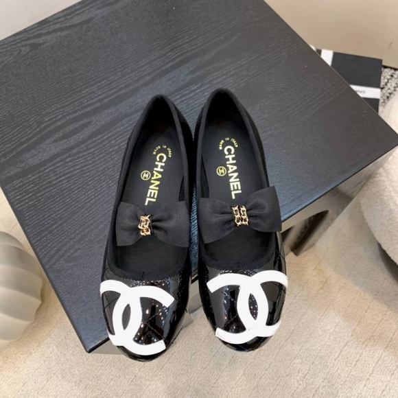 【CHANEL】2026Bパンプスレディース