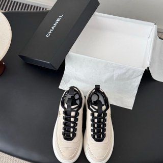 【CHANEL】25Cスニーカーレディース