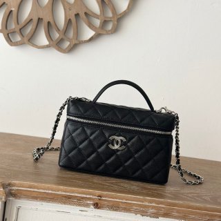 CHANEL 66011 カーフレザー 菱格紋 ブラック×シルバー 斜め掛けバッグ クラシック ファッショナブル 18×14×3cm サイズ:18×14×3cm