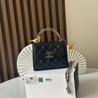CHANEL 66058 カーフレザー ブラック 斜め掛けバッグ クラシック 14.5×11.5×5.5cm サイズ:14.5×11.5×5.5cm