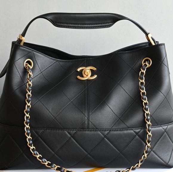 CHANEL カーフレザー ブラック×ホワイト×ゴールド トートバッグ ヴィンテージ 大容量 36×24×14cm サイズ:36×24×14cm