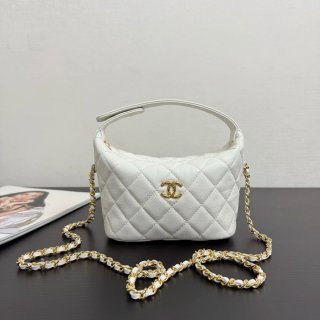 CHANEL 99430 カーフレザー ボール紋 レッド×ゴールド 斜め掛けバッグ ヴィンテージ 21×19×6cm サイズ:21×19×6cm