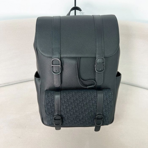 DIOR デイリーフラップリュック 粒面牛皮 サイズ:41x29x16cm