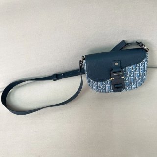 DIOR サドルメッセンジャー mini サイズ:19.5x13x4.3cm