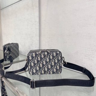 DIOR モノグラム、フラワー ブラック、イエロー、ゴールド 斜め掛けバッグ、ショルダーバッグ 17.0x12.5x5.0cm サイズ:17x12.5cm