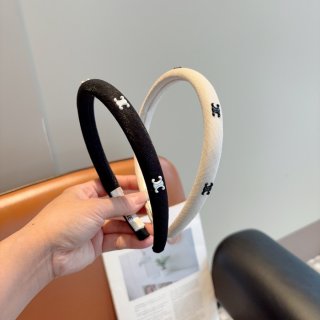 セリーヌ スタイル ヘアバンド