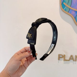 ディオール スタイル ヘアバンド