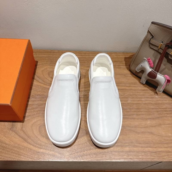 【HERMES】25新作スリッポンレザースリッポンメンズレディース