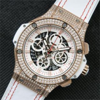 HUBLOT アエロバン Asian 7750搭載 28800振動 自動巻き HUBLOT アエロバン Asian 7750搭載 28800振動 自動巻き