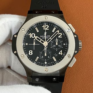 HUBLOT ビッグバン 301.CT.130.RX クロノグラフ機能 香港佐川急便 HUBLOT ビッグバン 301.CT.130.RX クロノグラフ機能 香港佐川急便