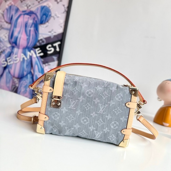 LOUIS VUITTON M13285 サイドトランク 中 サイズ:23.5x16x8.5cm LOUIS VUITTON M13285 サイドトランク 中 サイズ:23.5x16x8.5cm