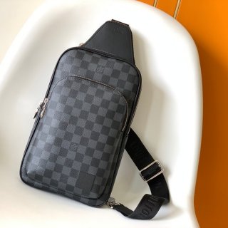 LOUIS VUITTON M46344 アベニュー ショルダー サイズ:31x20x10cm