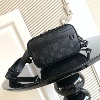 LOUIS VUITTON M82542 アルファ ミニハンドバッグ サイズ:18.5x11x6.5cm