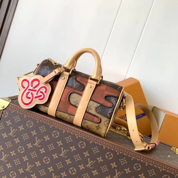 LOUIS VUITTON M15428 キープオール25 サイズ:25x15x11cm LOUIS VUITTON M15428 キープオール25 サイズ:25x15x11cm