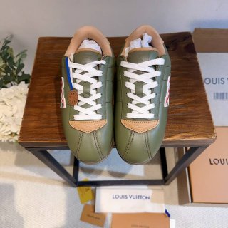 【LOUISVUITTON】ファレルウィリアムスコラボバターソフトスニーカーメンズレディース