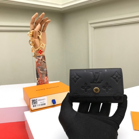 LOUIS VUITTON M64421 キーケース モノグラムアンプラント ブラック サイズ:10.5x5.5cm LOUIS VUITTON M64421 キーケース モノグラムアンプラント ブラック サイズ:10.5x5.5cm