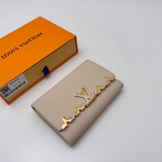 LOUIS VUITTON M82835 カピシーヌ コンパクト財布 ホワイト サイズ:13.5x9.5cm