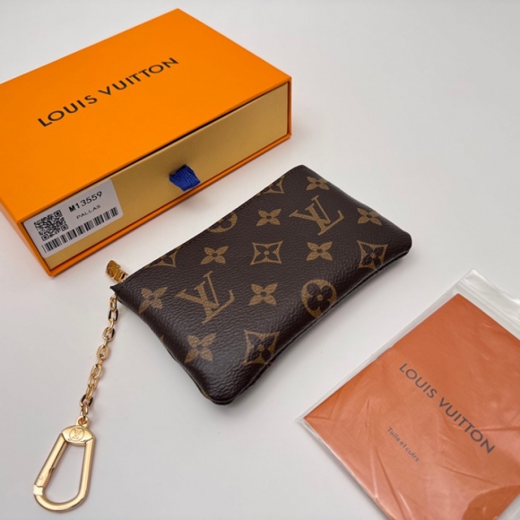 LOUIS VUITTON M13559 ポシェット クレ モノグラム サイズ:15x9x1cm LOUIS VUITTON M13559 ポシェット クレ モノグラム サイズ:15x9x1cm