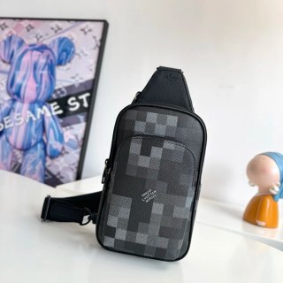 LOUIS VUITTON M14953 アベニュースリングバッグ サイズ:33x16x5.7cm