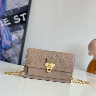 LOUIS VUITTON M69423 モノグラム アプリコット 斜め掛けバッグ レディース斜め掛けチェーン 19x12.5cm サイズ:19x12.5cm