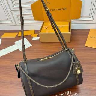 LOUIS VUITTON M26397 ボックスレザー 斜め掛けバッグ レディース斜め掛け 36x24x18.5cm サイズ:36x24x18.5cm