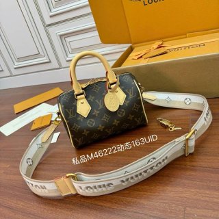 LOUIS VUITTON M46222 ボックスレザー 斜め掛けバッグ レディース斜め掛け 20.5x13.5x12cm サイズ:20.5x13.5x12cm