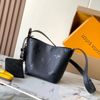 LOUIS VUITTON M13480 パターン ブラック 斜め掛けバッグ レディース斜め掛け 18x16x12cm サイズ:18x16x12cm