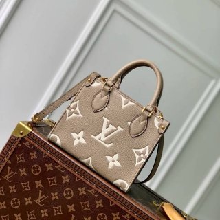 LOUIS VUITTON M47054 モノグラム 斜め掛けバッグ レディース斜め掛け 18x15x8.5cm サイズ:18x15x8.5cm
