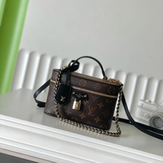 LOUIS VUITTON M47125 斜め掛けバッグ 斜め掛け サイズ:19.0x11.5x6.5cm