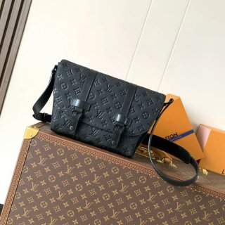 LOUIS VUITTON M28324 小メッセンジャー クリストファー サイズ:29x25cm