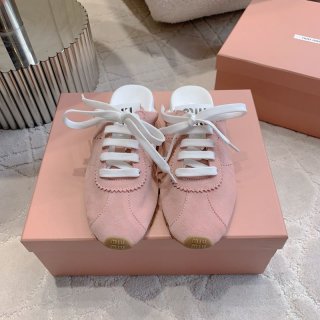 【MIUMIU】新作ドイツトレーニングスリッポンレザースリッポンレディース