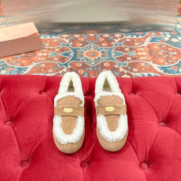 【MIUMIU】ウールローファードライビングシューズレディース