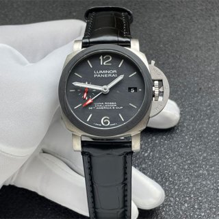 PANERAI PAM01096 VS製 ルミノール ルナロッサ GMT 極美品 PANERAI PAM01096 VS製 ルミノール ルナロッサ GMT 極美品