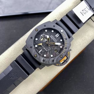 PANERAI PAM01324 サブマーシブル GMT カーボテック レプリカ専門店 PANERAI PAM01324 サブマーシブル GMT カーボテック レプリカ専門店